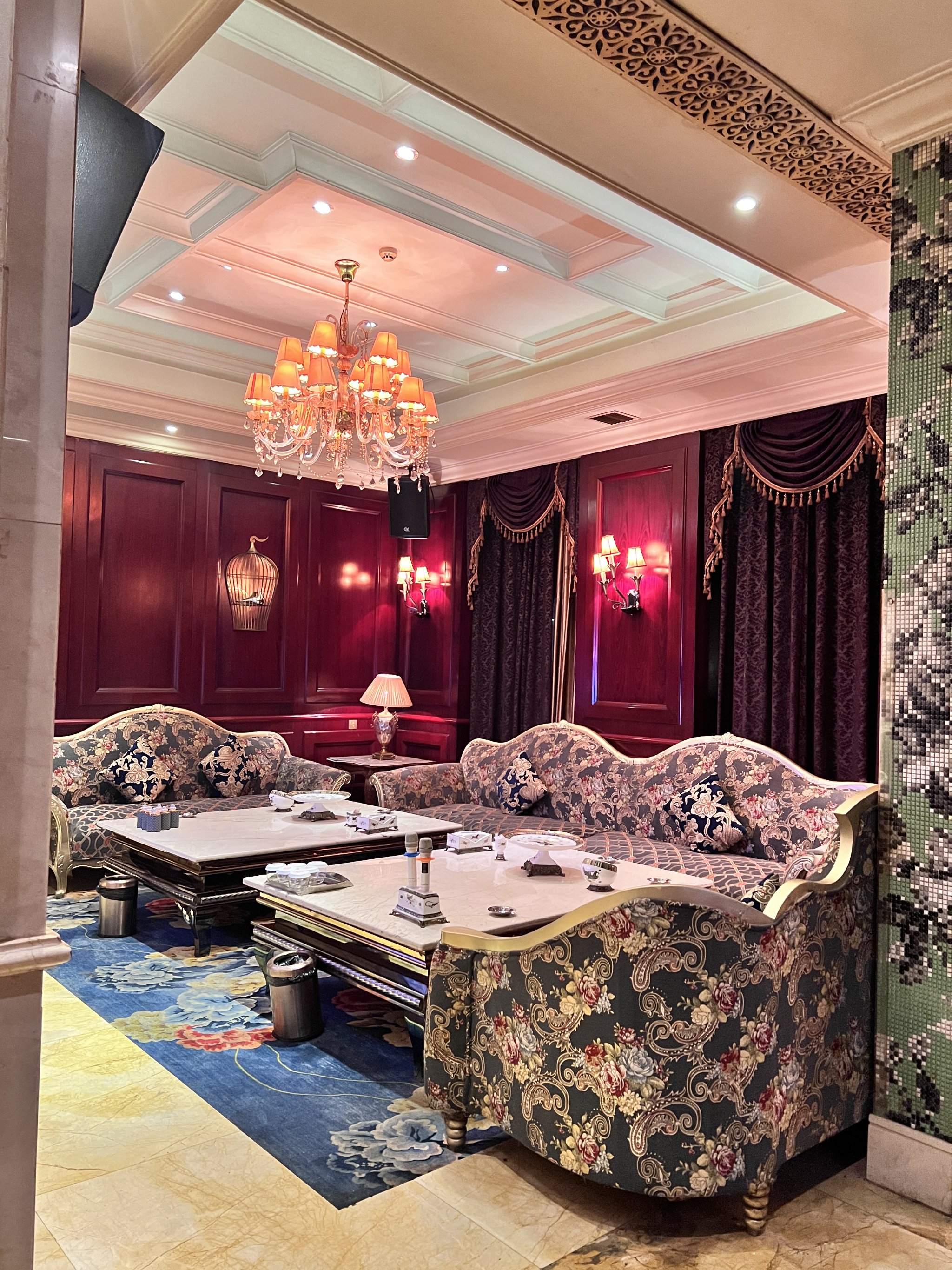 七台河商务ktv排行榜总排行揭秘-新兴区ktv预定